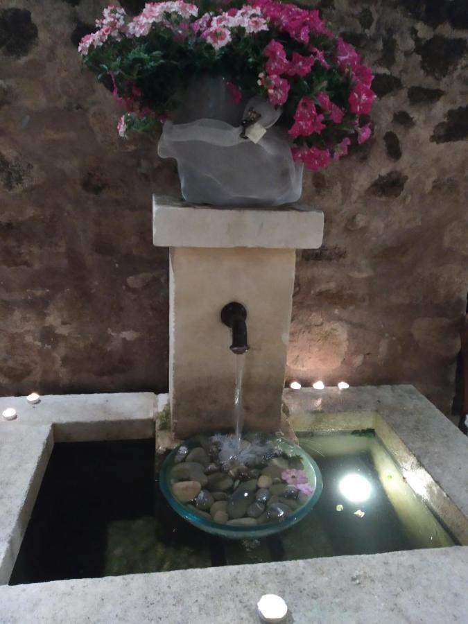 Le Térébinthe B&B Lauris Esterno foto