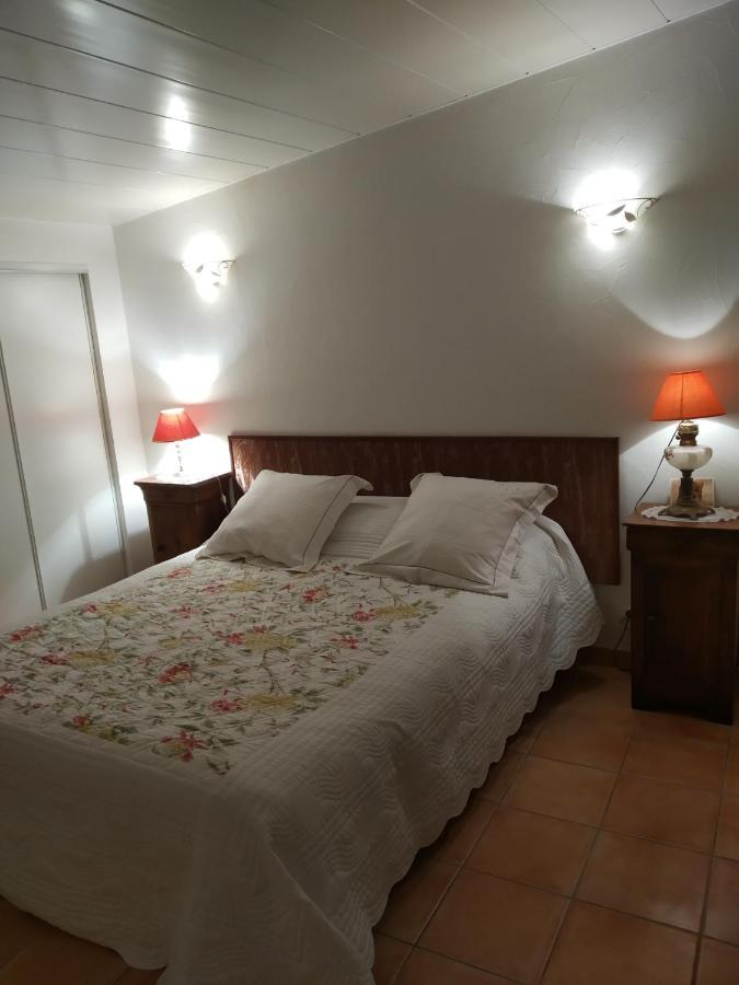 Le Térébinthe B&B Lauris Esterno foto