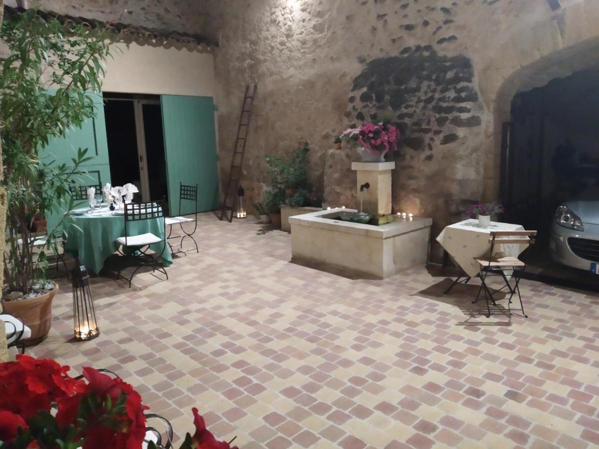 Le Térébinthe B&B Lauris Esterno foto