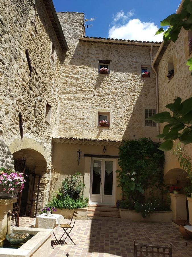 Le Térébinthe B&B Lauris Esterno foto