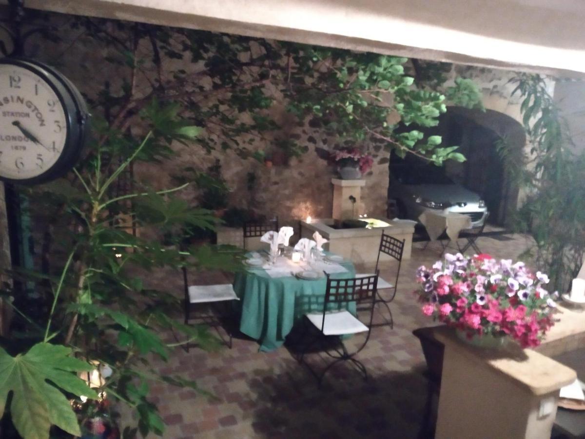 Le Térébinthe B&B Lauris Esterno foto