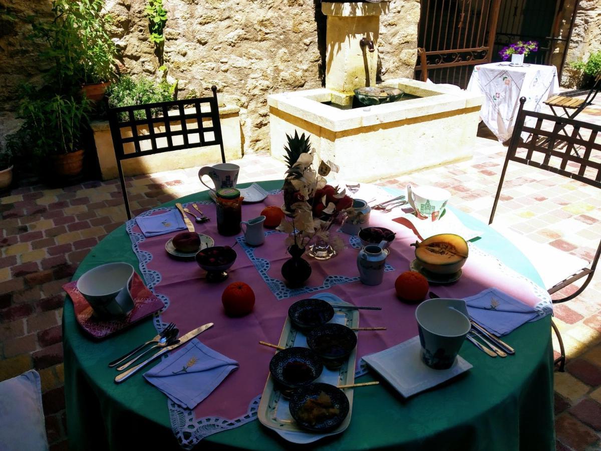 Le Térébinthe B&B Lauris Esterno foto