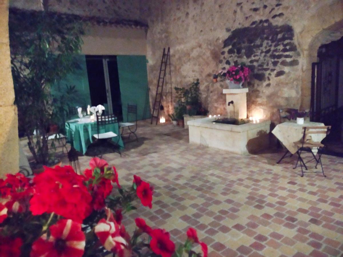 Le Térébinthe B&B Lauris Esterno foto